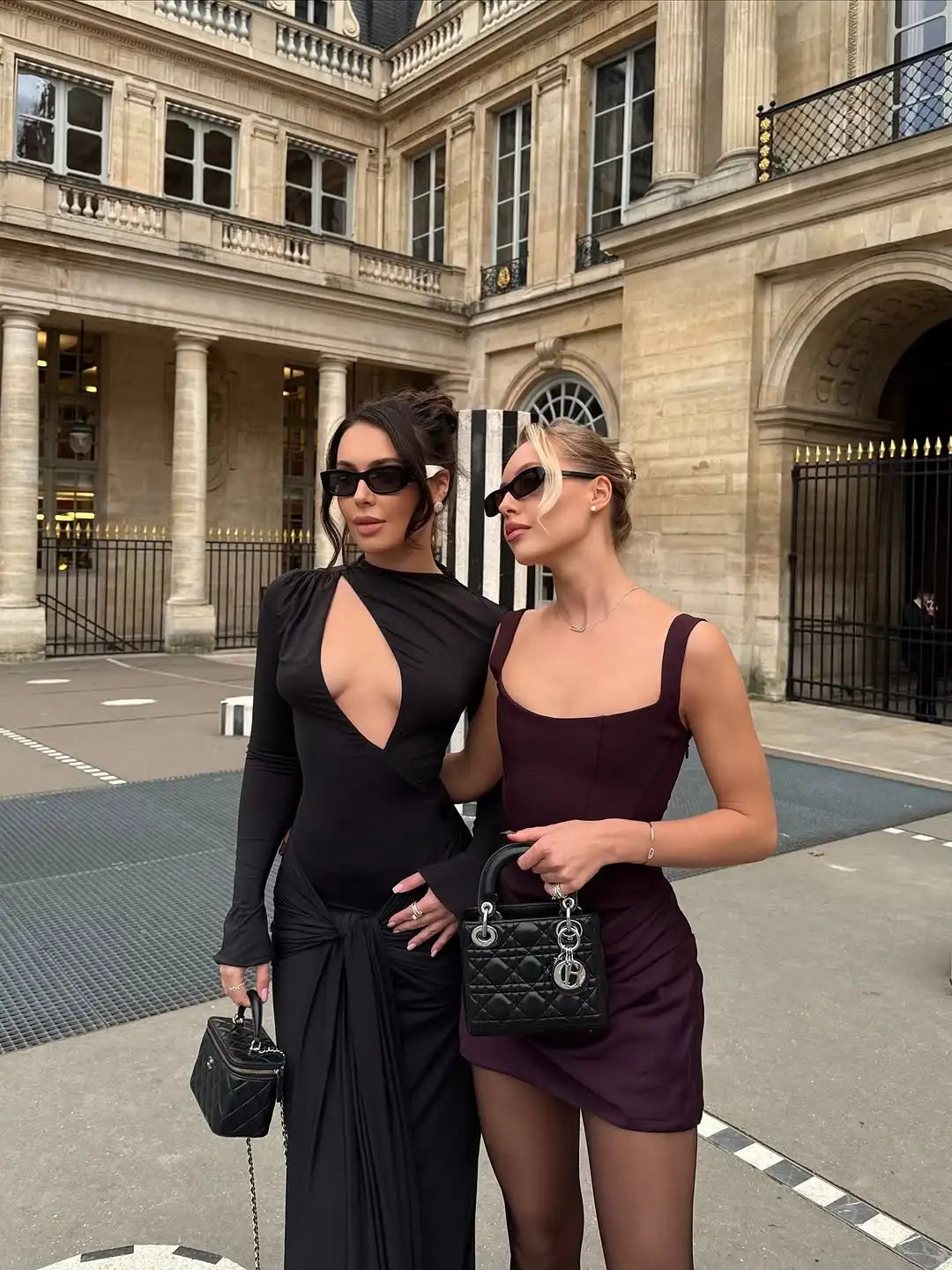 Sexy Solid Pleated Sling Dress Women Square Neck Sleeveless Off-shoulder Waist Cinching Slim Dresses Lady Evening Party Gowns